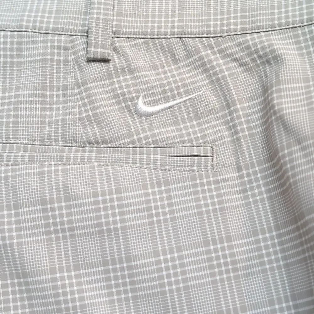 Nike Golf Dri-Fit Grey Plaid Sz 42 Shorts Men - Picture 2 of 6